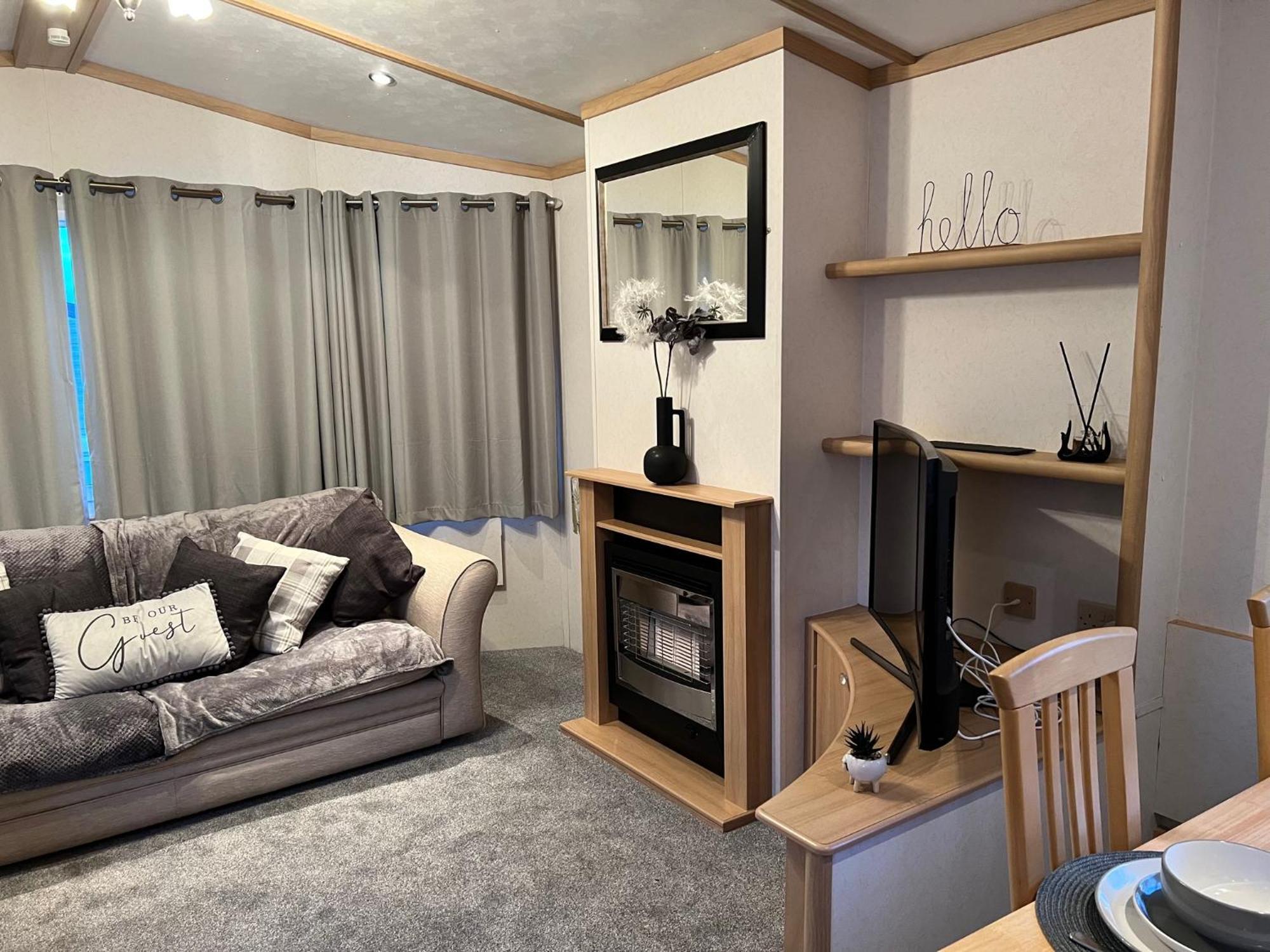 Coastal Caravan Holidays - Goldfinch 22 Вітернсі Екстер'єр фото